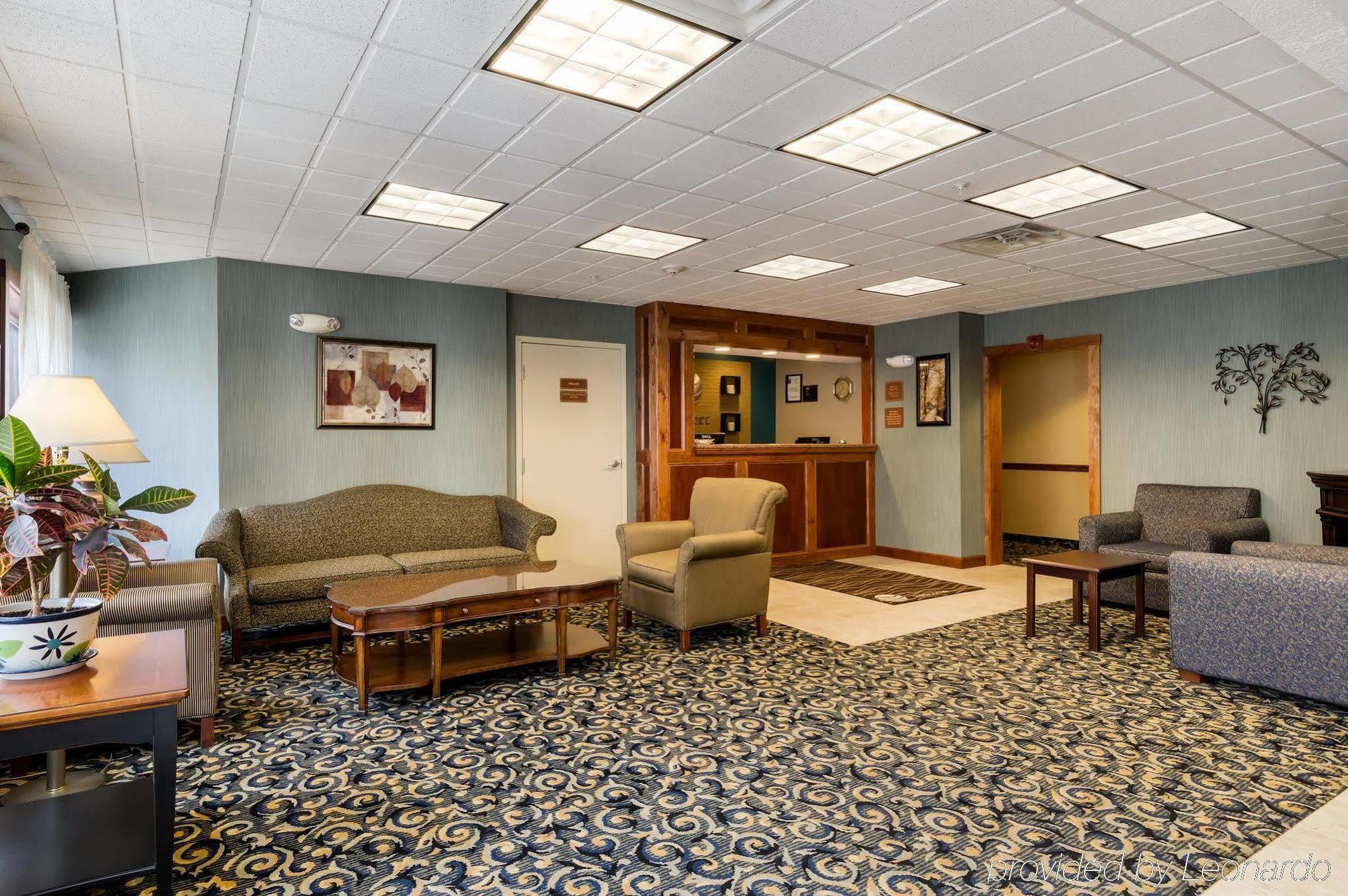 Towneplace Suites By Marriott Hadley Amherst Exterior photo